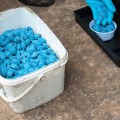 What do professional exterminators use for rats?